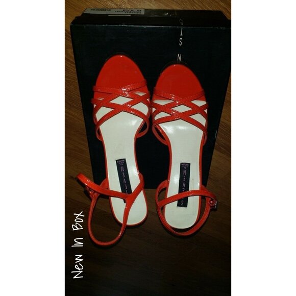 Steven by Steve Madden Red Patent Platform Heels Women’s Size 8.5 - New In Box - Picture 3 of 9